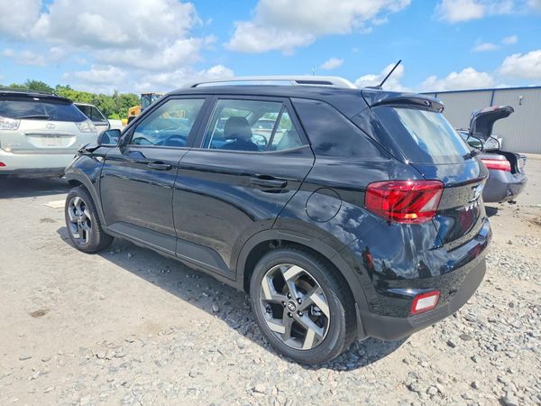 2026 HYUNDAI VENUE SEL, SEL w/ 2-Tone Roof