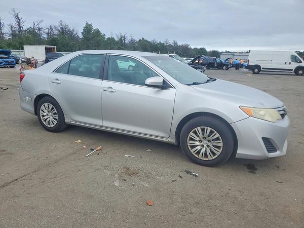 2013 TOYOTA CAMRY
