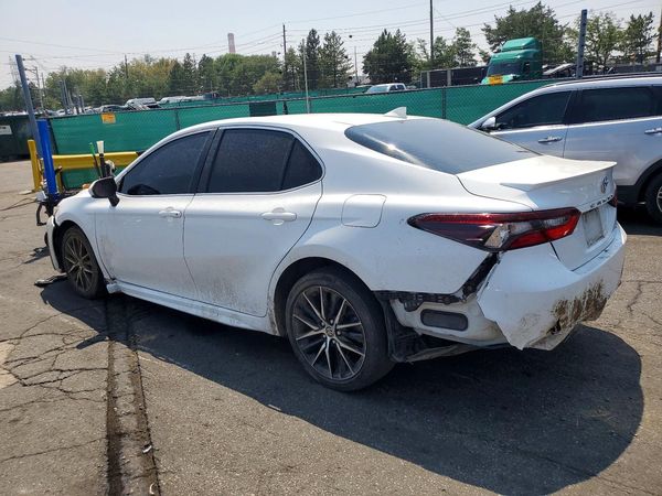 2022 TOYOTA CAMRY