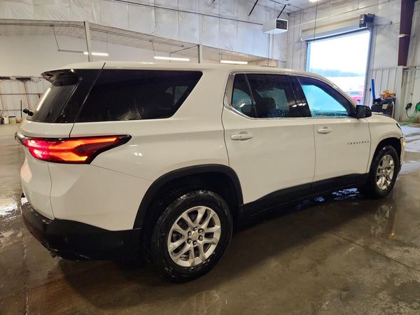 2022 CHEVROLET TRAVERSE LS