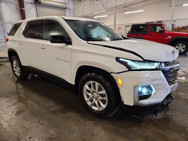 2022 CHEVROLET TRAVERSE LS