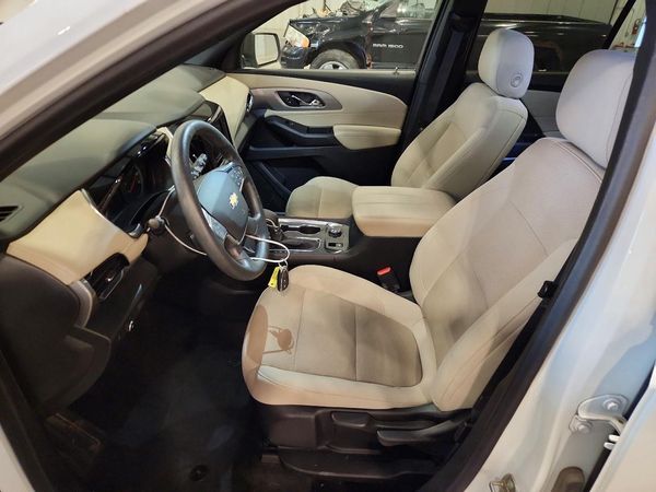 2022 CHEVROLET TRAVERSE LS