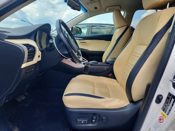 2016 LEXUS NX 200T 200t Luxury
