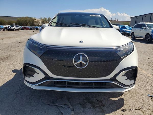 2025 MERCEDES-BENZ EQS SUV
