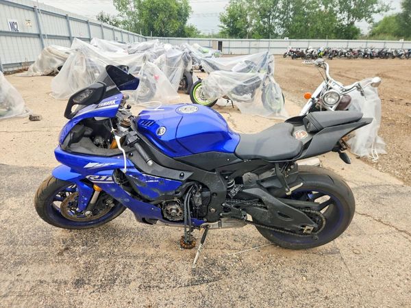 2017 YAMAHA YZF1000