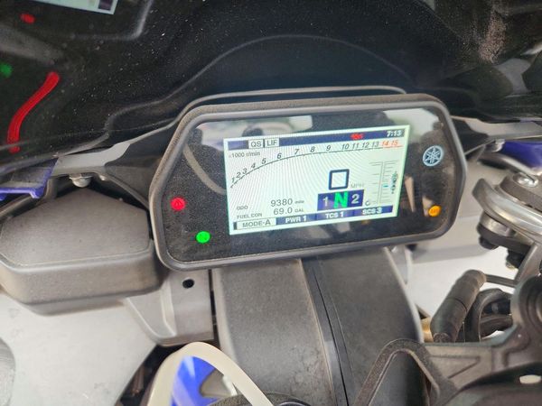 2017 YAMAHA YZF1000