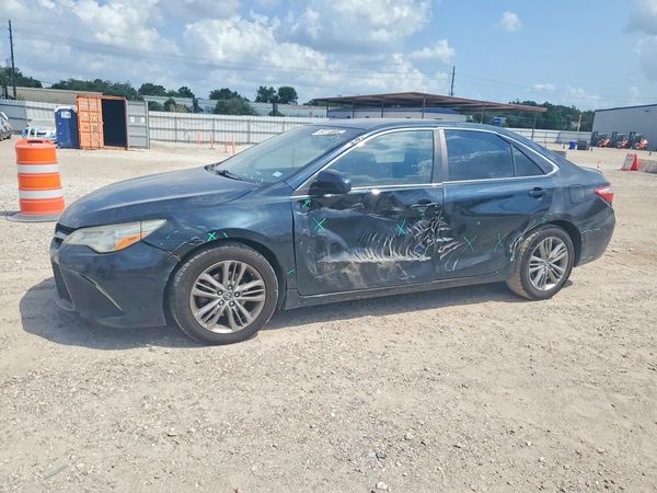 2015 TOYOTA CAMRY