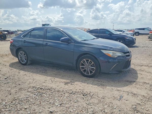 2015 TOYOTA CAMRY