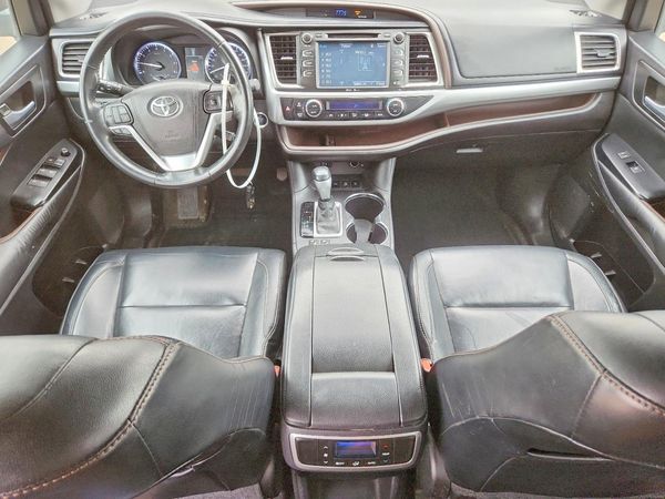 2015 TOYOTA HIGHLANDER