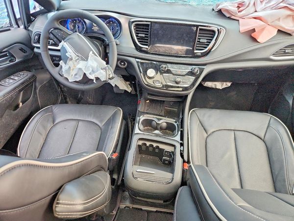 2026 CHRYSLER PACIFICA Limited — CKPT