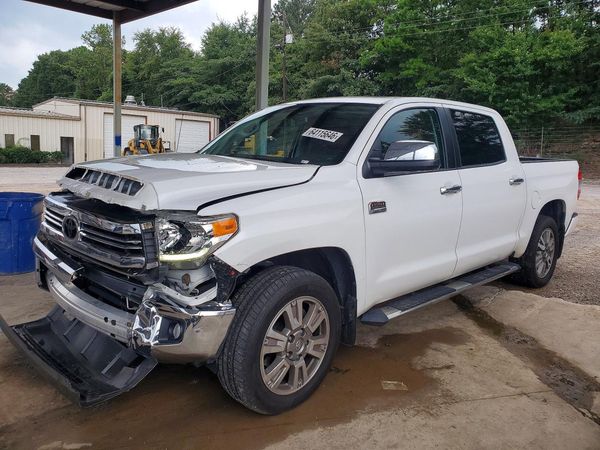2017 TOYOTA TUNDRA Platinum/1794