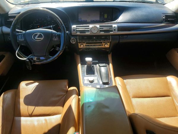 2014 LEXUS LS