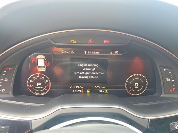 2017 AUDI Q7 quattro Premium Plus