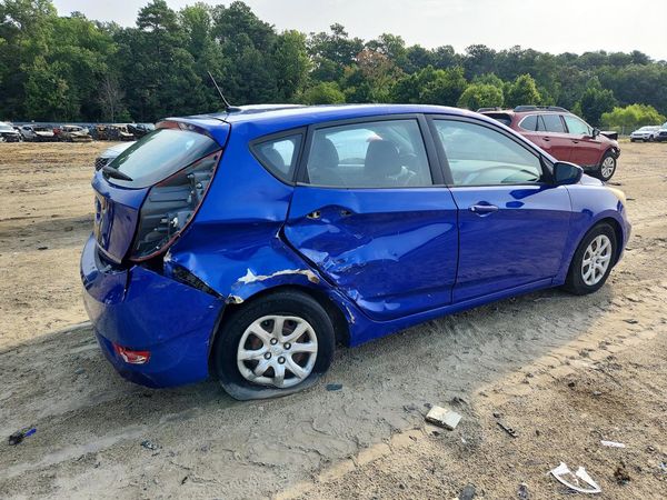 2012 HYUNDAI ACCENT GL (Middle-low grade)