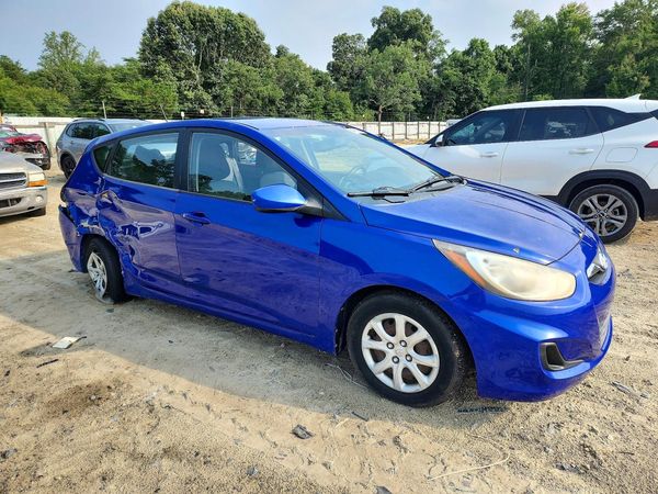 2012 HYUNDAI ACCENT GL (Middle-low grade)