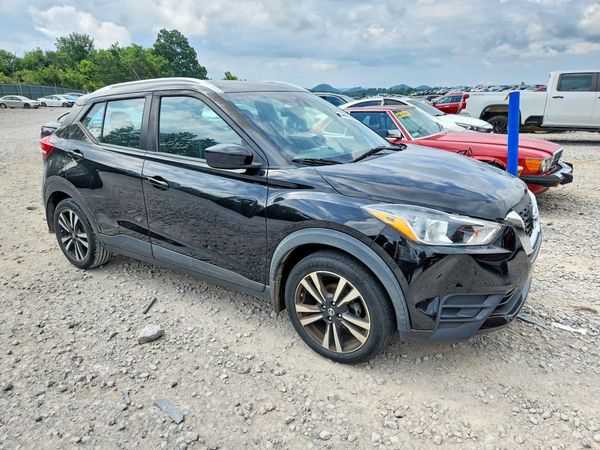 2020 NISSAN KICKS