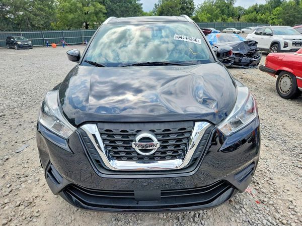 2020 NISSAN KICKS