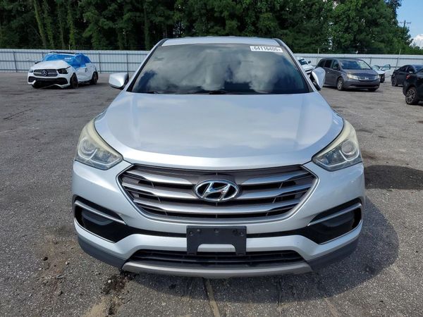 2017 HYUNDAI SANTA FE Base