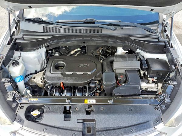 2017 HYUNDAI SANTA FE Base