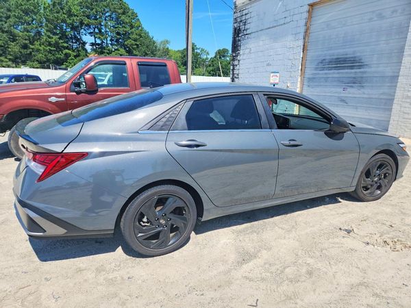 2026 HYUNDAI ELANTRA