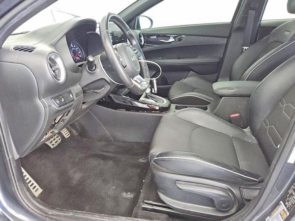 2024 KIA FORTE GT Line
