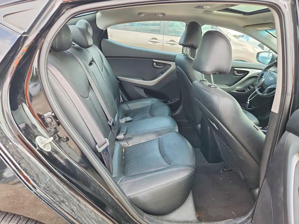 2013 HYUNDAI ELANTRA