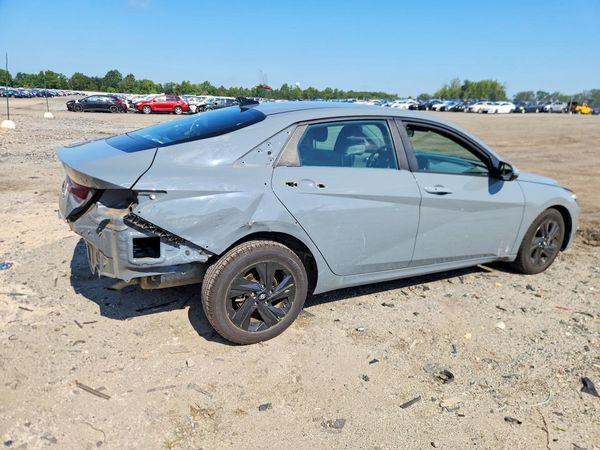 2021 HYUNDAI ELANTRA Blue