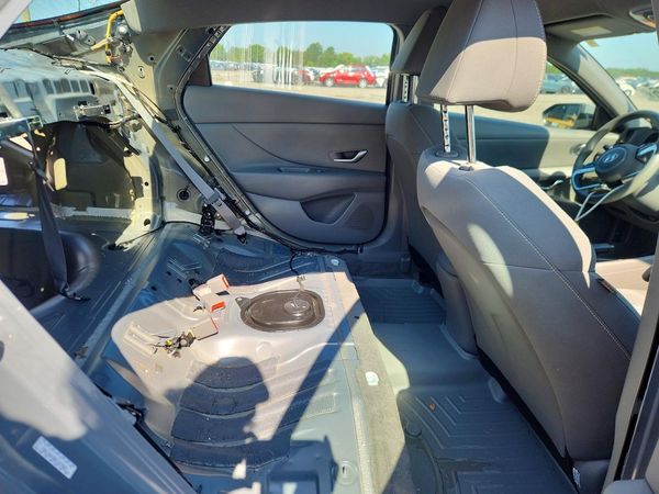 2021 HYUNDAI ELANTRA Blue