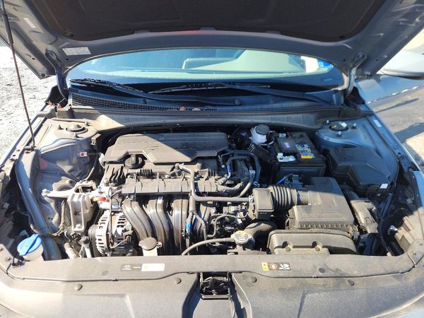 2021 HYUNDAI ELANTRA Blue