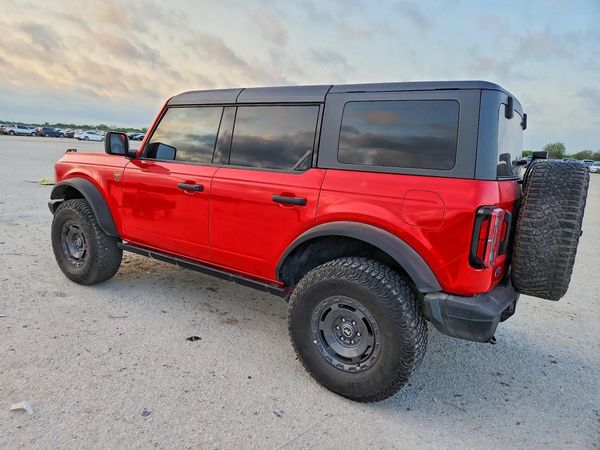 2023 FORD BRONCO