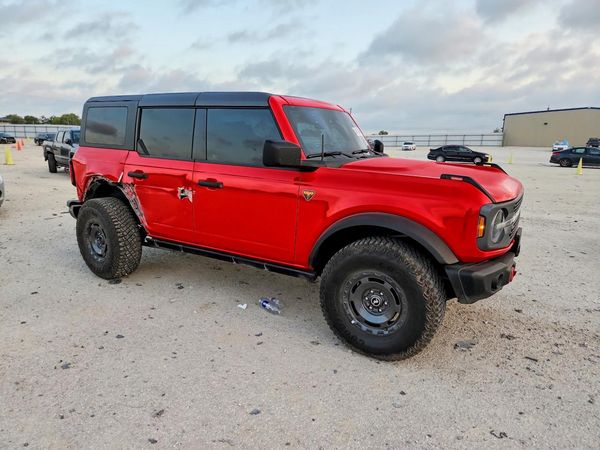 2023 FORD BRONCO