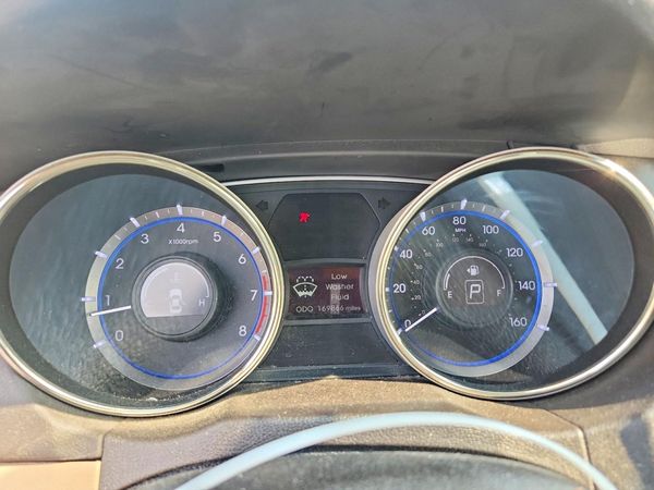 2013 HYUNDAI SONATA