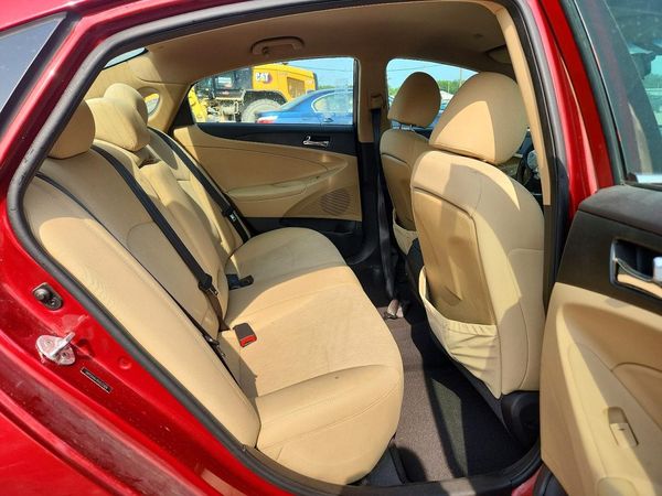 2013 HYUNDAI SONATA
