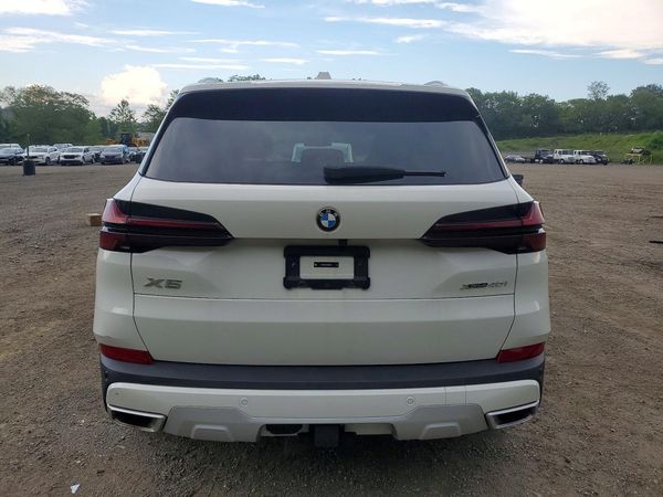 2025 BMW X5 xDrive40i