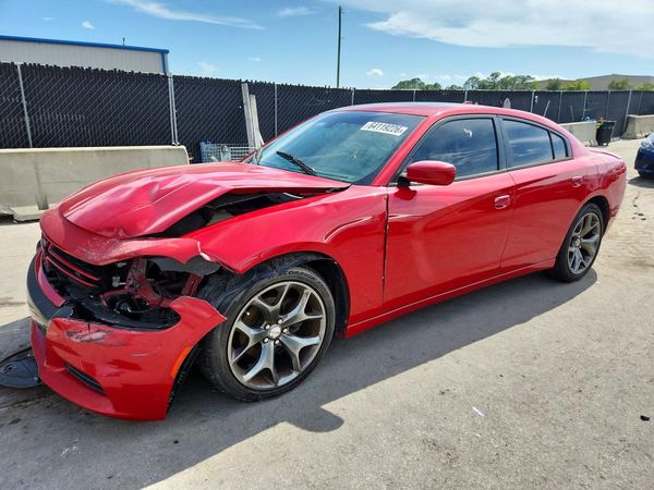 2015 DODGE CHARGER SXT