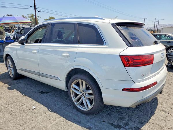 2017 AUDI Q7 quattro Prestige