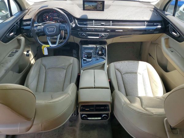 2017 AUDI Q7 quattro Prestige