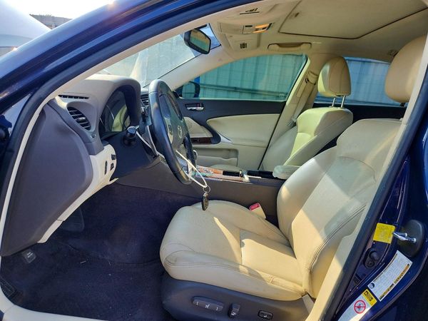 2012 LEXUS IS 250C