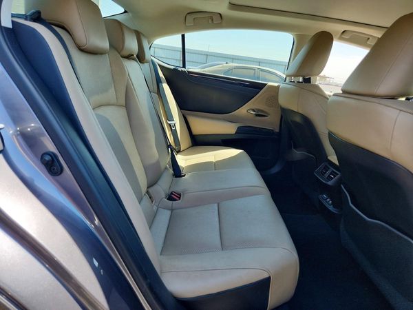 2021 LEXUS ES 350 Premium