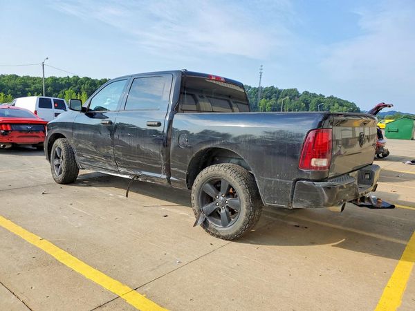 2014 RAM 1500 ST CREW CAB 4X4