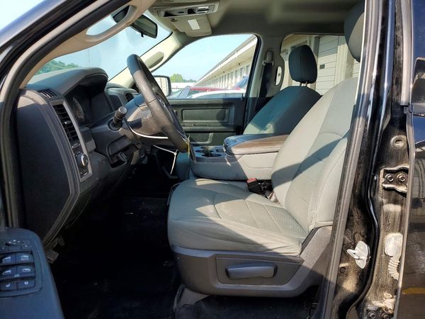 2014 RAM 1500 ST CREW CAB 4X4