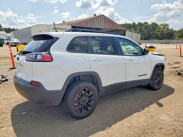 2023 JEEP CHEROKEE