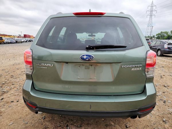 2018 SUBARU FORESTER Base P
