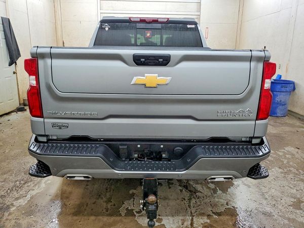 2025 CHEVROLET SILVERADO High Country