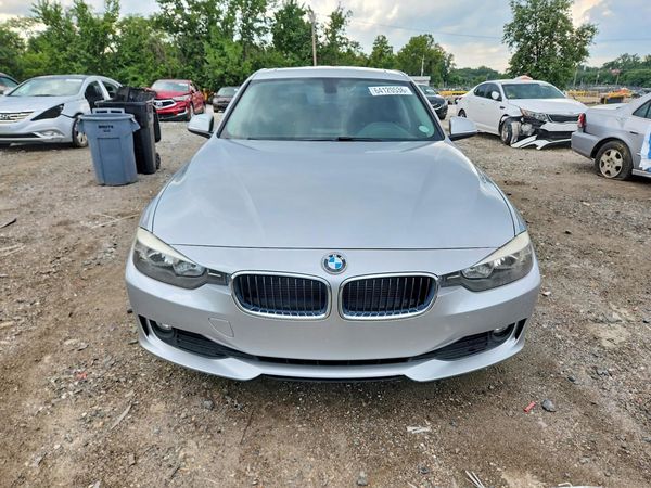2015 BMW 320