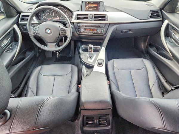2015 BMW 320
