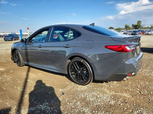 2026 TOYOTA CAMRY