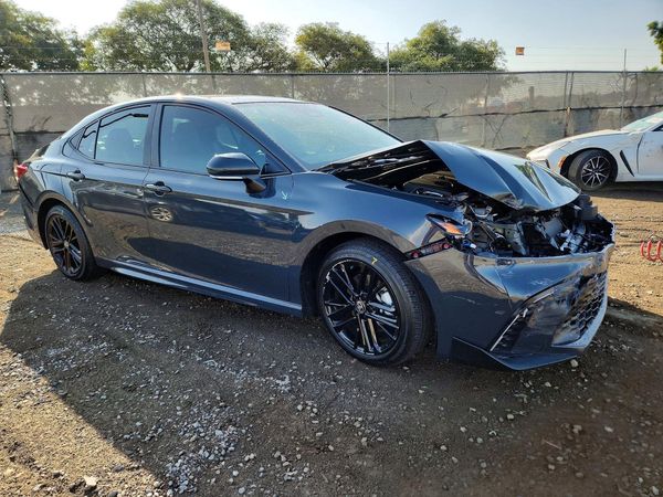 2026 TOYOTA CAMRY