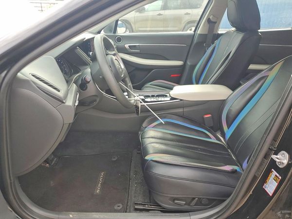 2023 HYUNDAI SONATA