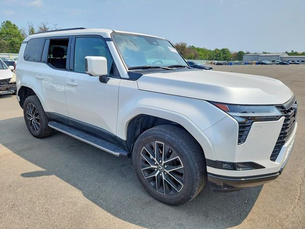 2024 LEXUS GX 550